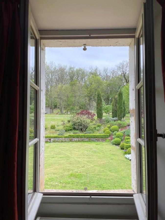 La Croix Des Granges Bed & Breakfast Chapdeuil ภายนอก รูปภาพ