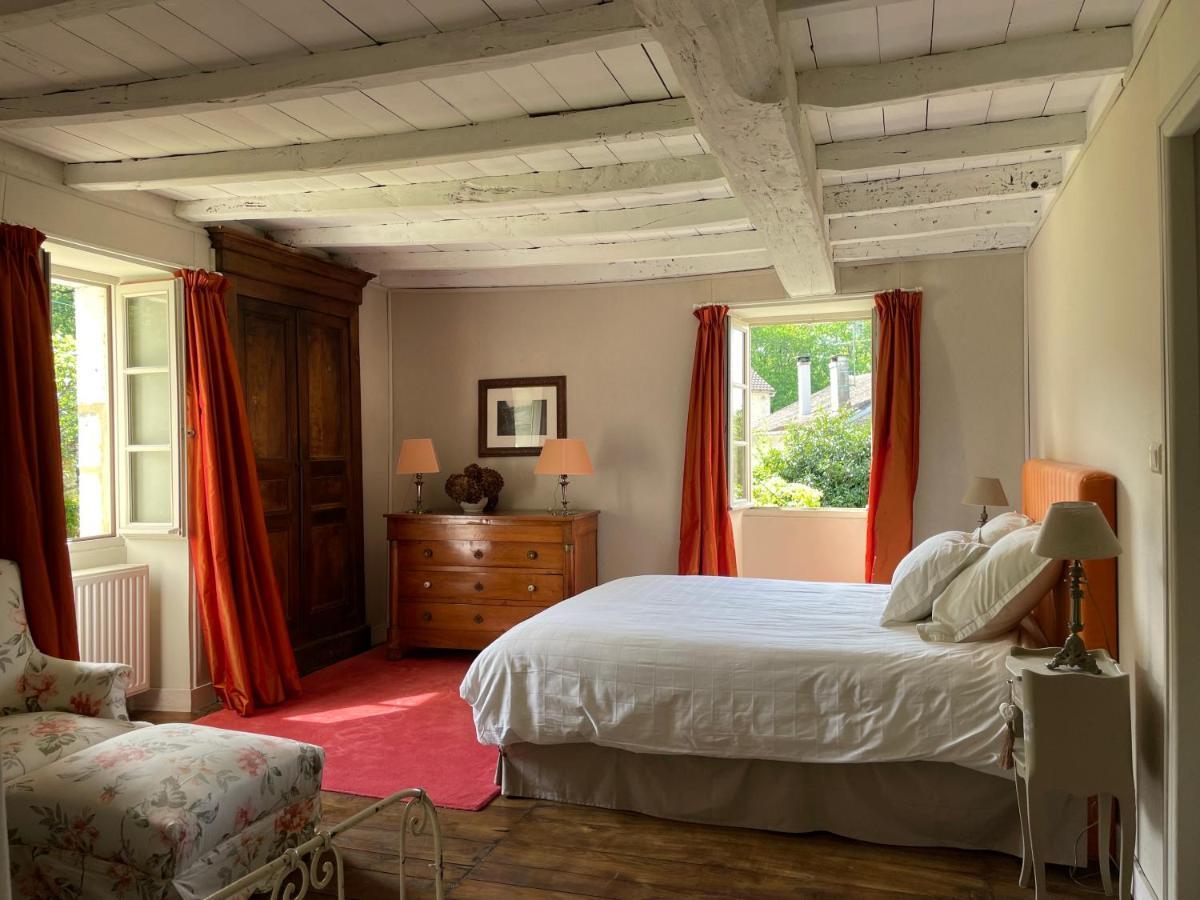 La Croix Des Granges Bed & Breakfast Chapdeuil ภายนอก รูปภาพ