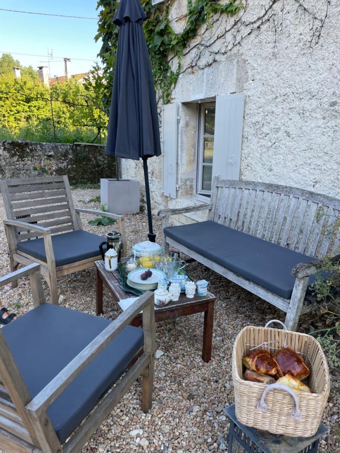 La Croix Des Granges Bed & Breakfast Chapdeuil ภายนอก รูปภาพ